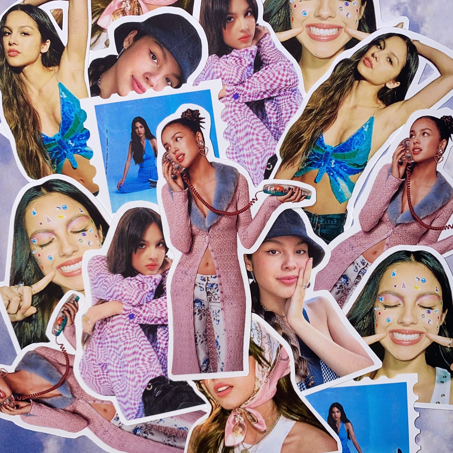 7 stickers included in the pack of Olivia Rodrigo!